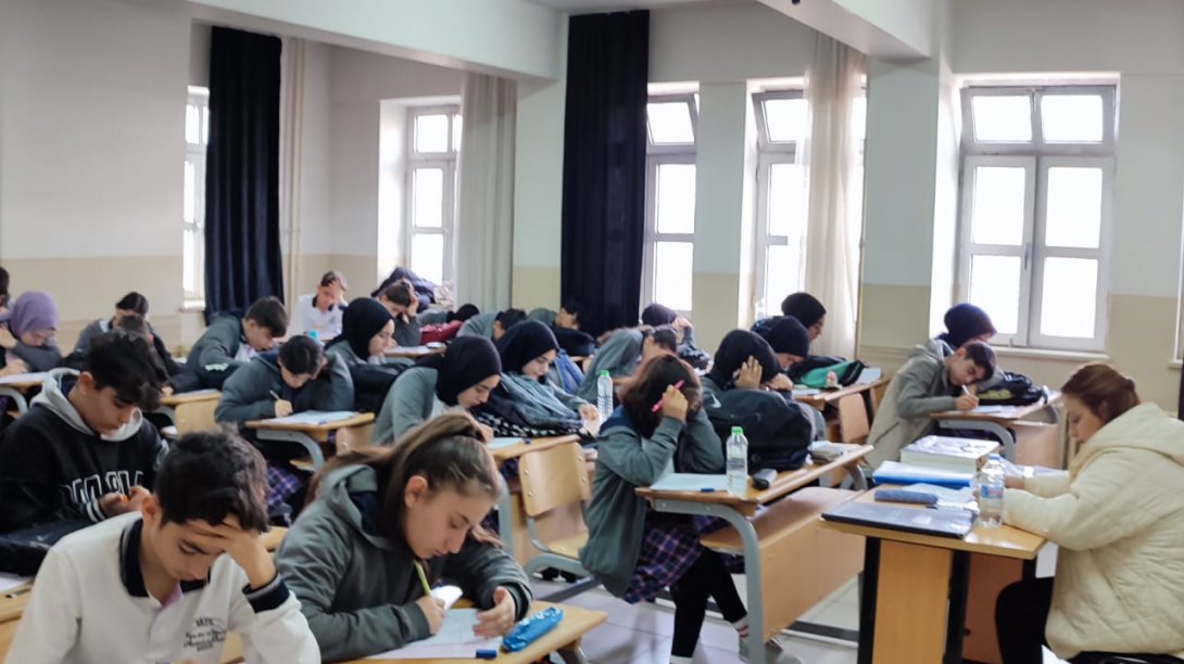 Efor Projesi Kapsamında İl Genelinde Lise Öğrencilerine Yönelik Ölçme ve Değerlendirme Sınavları (3) Uygulandı