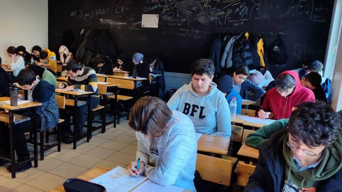 EFOR Projesi Kapsamında Lise ve Ortaokul Öğrencilerine Ölçme ve Değerlendirme Sınavı (III) Uygulandı